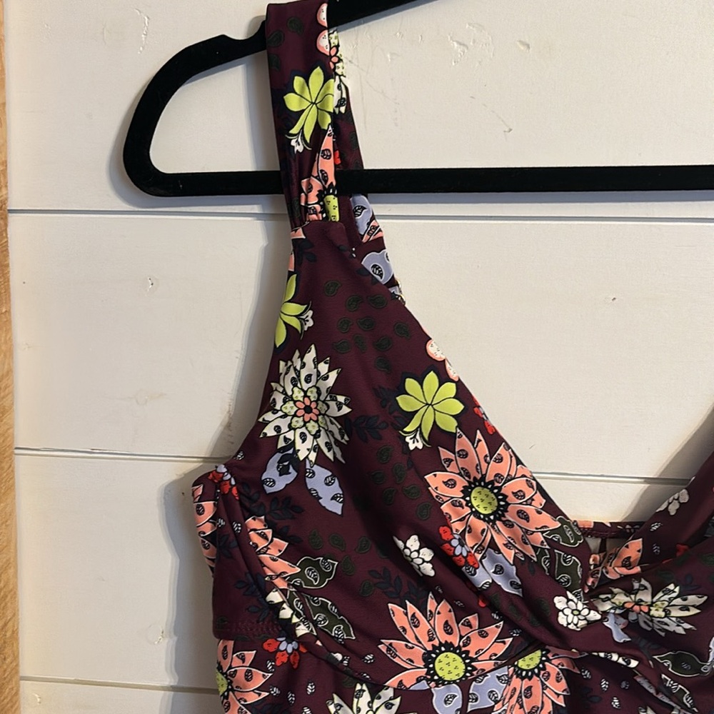 Anne Cole Twisted Front Tankini Top, size 38D/36DD - Picture 3 of 7